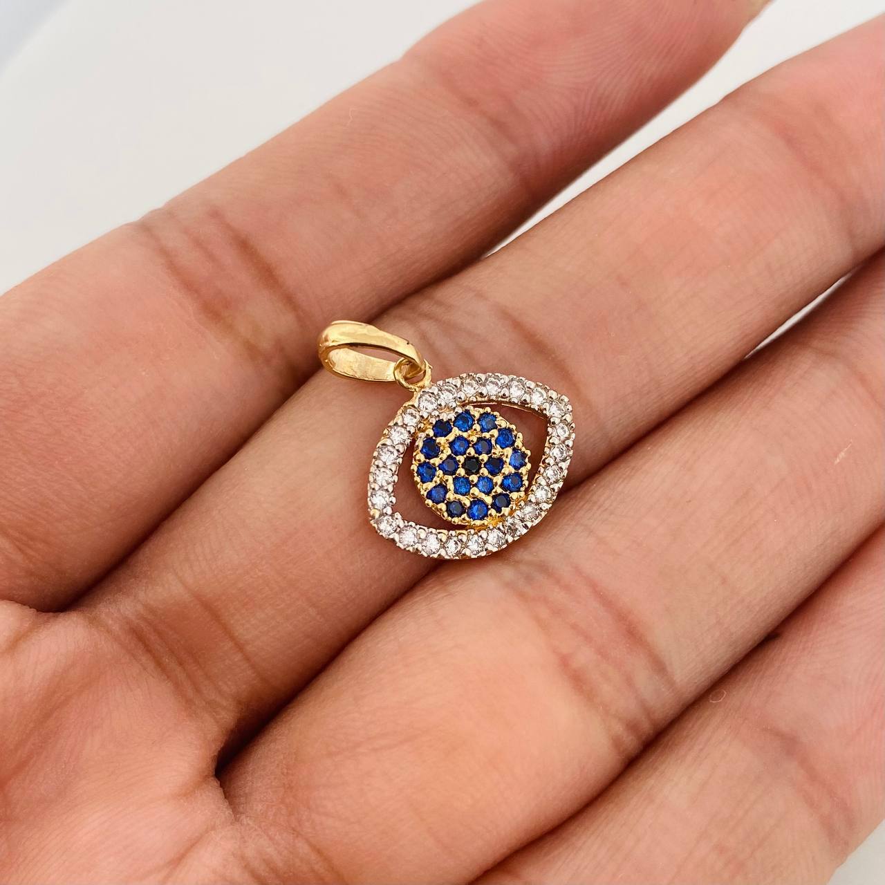 Dije Ojo Turco 1.75g / 2cm Dos Oros Amarillo Blanco 18K