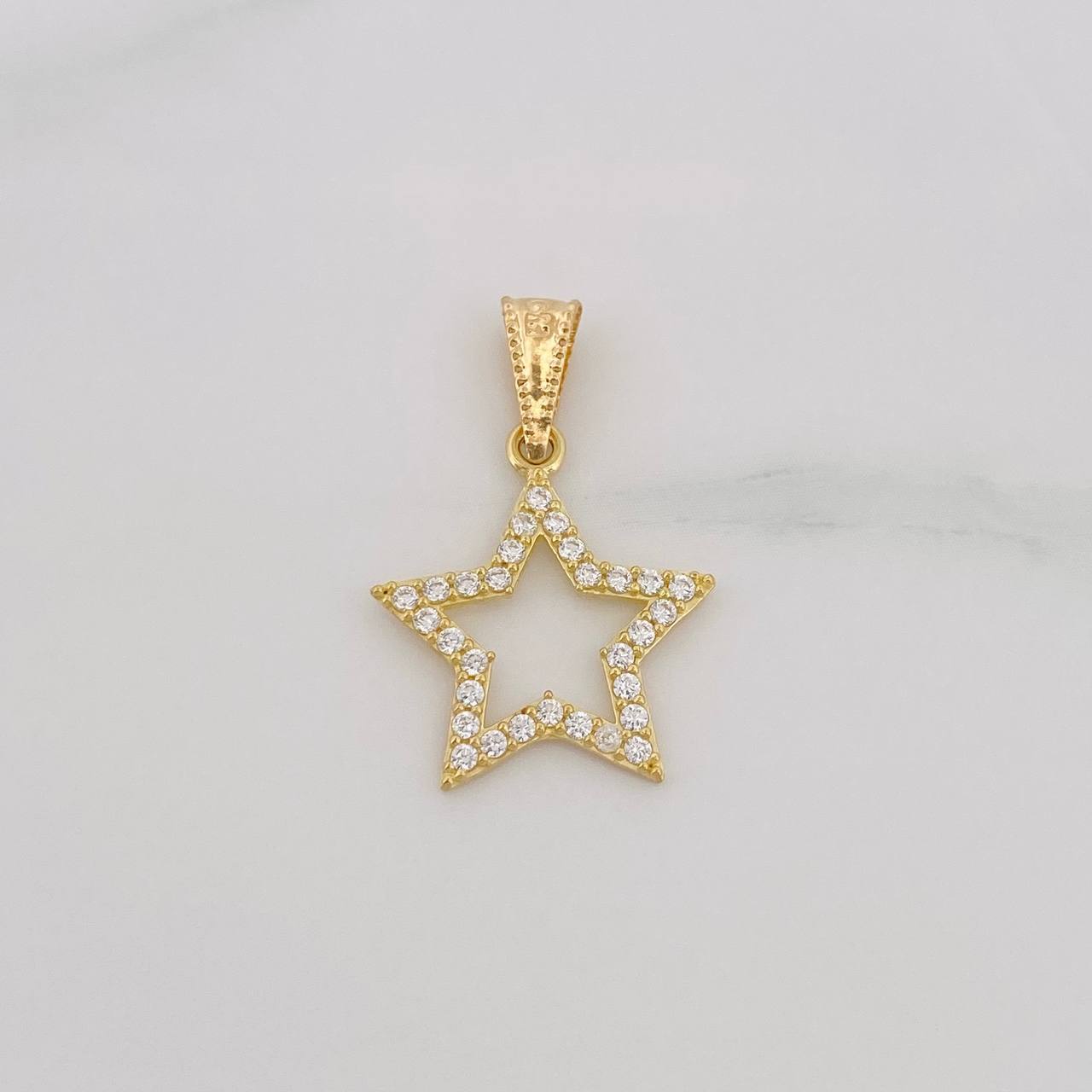 Dije Silueta Estrella 0.95g / 2.4cm Oro Amarillo 18K