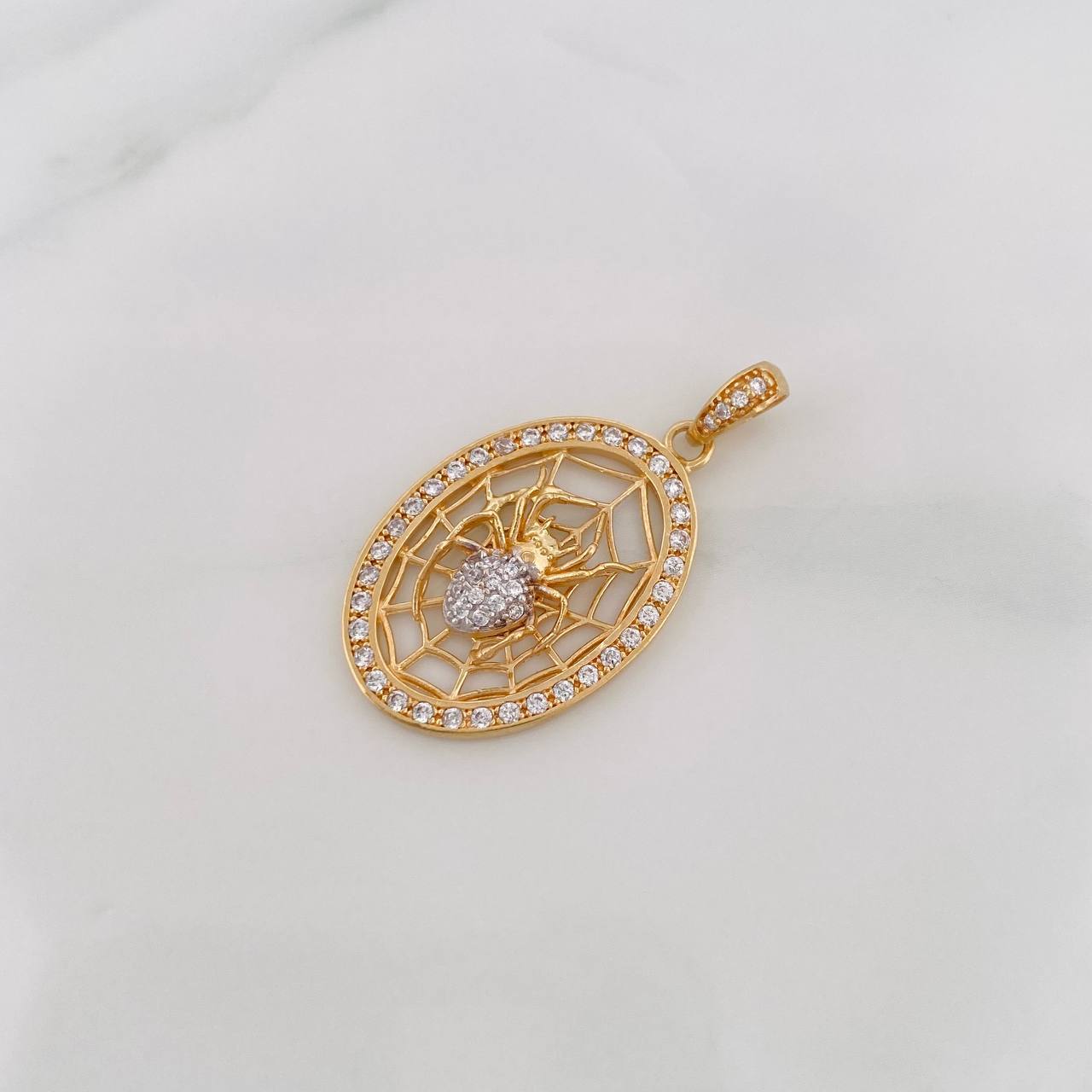 Dije Araña 2.95g / 3cm Dos Oros Amarillo Blanco 18K