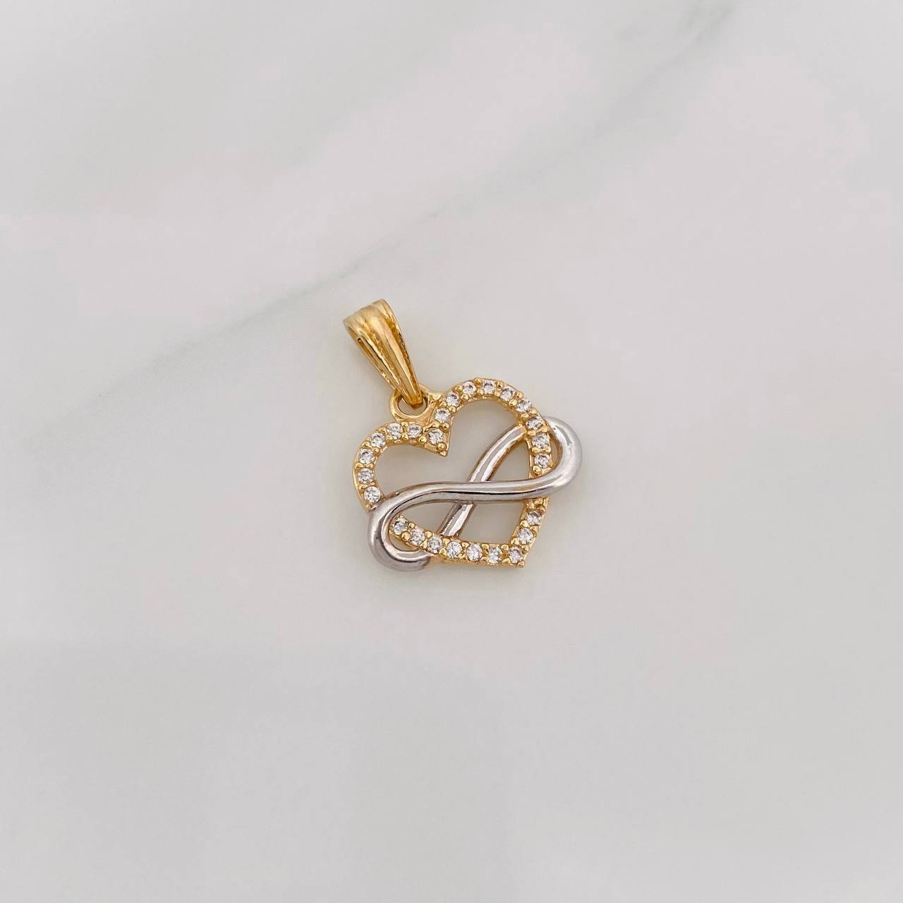 Dije Corazón Infinito 1.35g / 1.8cm Dos Oros Amarillo Blanco 18K