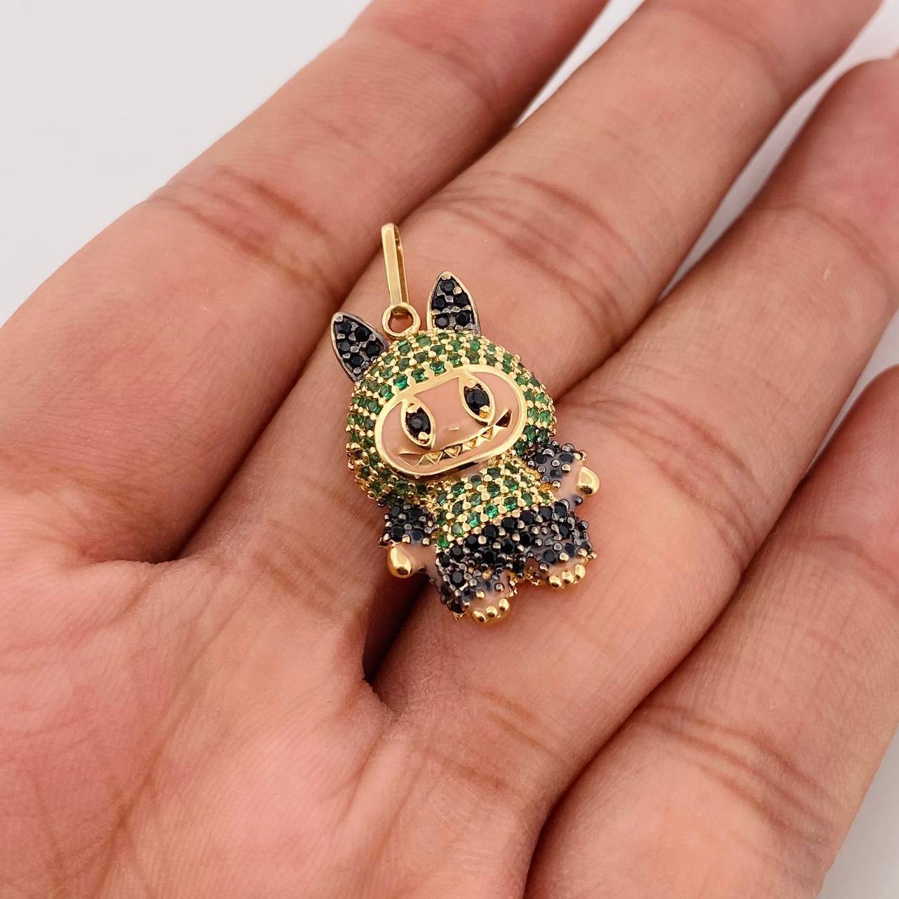 Dije Conejo Sonriente 3.7g / 3cm Dos Oros Negro Amarillo 18K