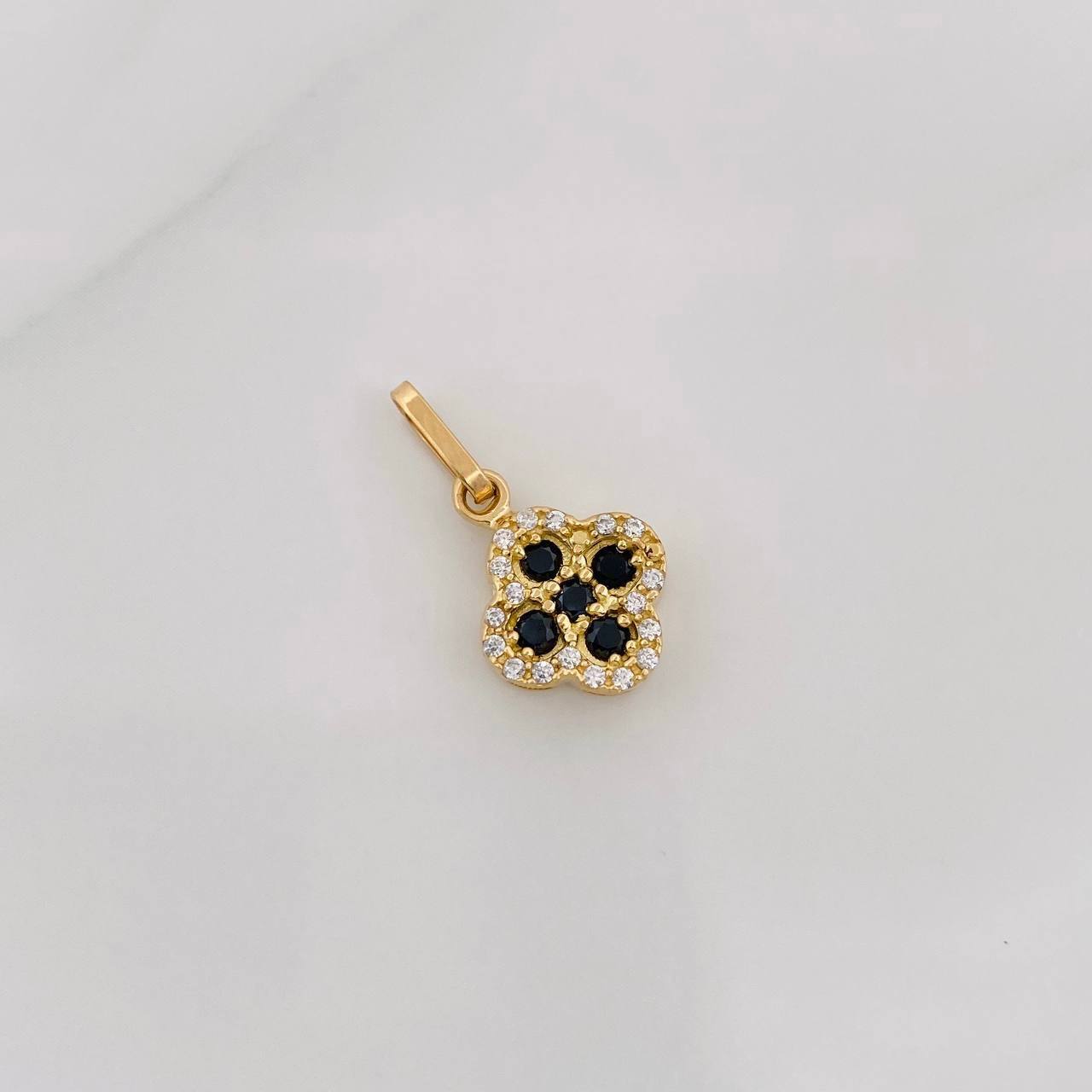 Dije Trebol 1.15g / 1.8cm Oro Amarillo 18K