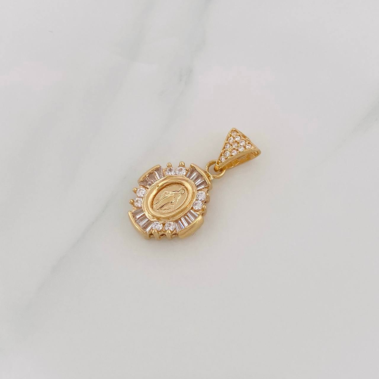 Dije Virgen Milagrosa 3.15g / 2.5cm Oro Amarillo 18K