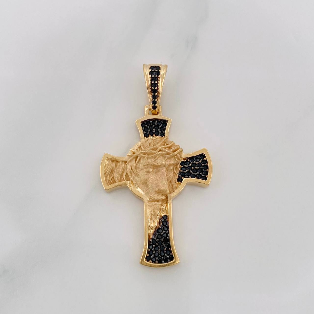 Dije Cruz Rostro de Cristo 6.95g / 4.2cm Dos Oros Negro Amarillo 18K