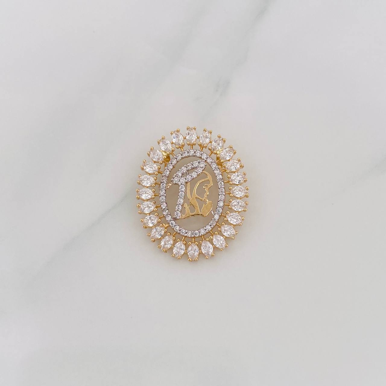 Dije Virgen María 2.8g / 2.4cm Dos Oros Amarillo Blanco 18K
