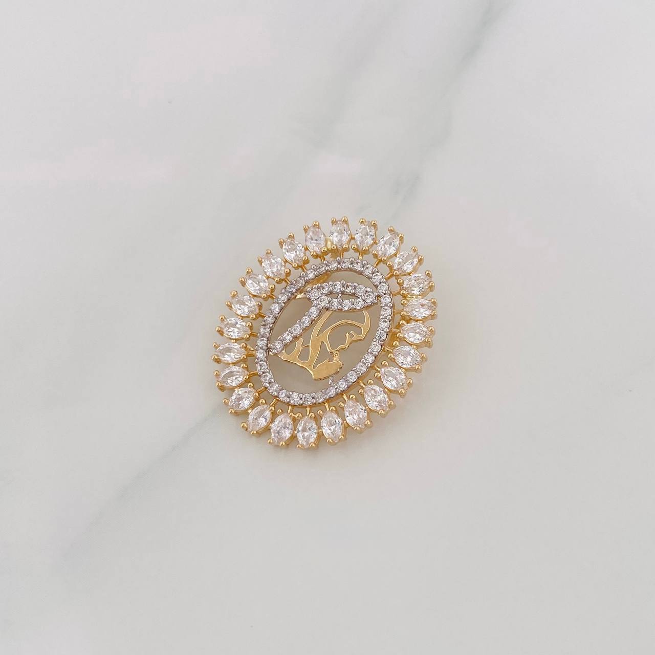 Dije Virgen María 2.8g / 2.4cm Dos Oros Amarillo Blanco 18K