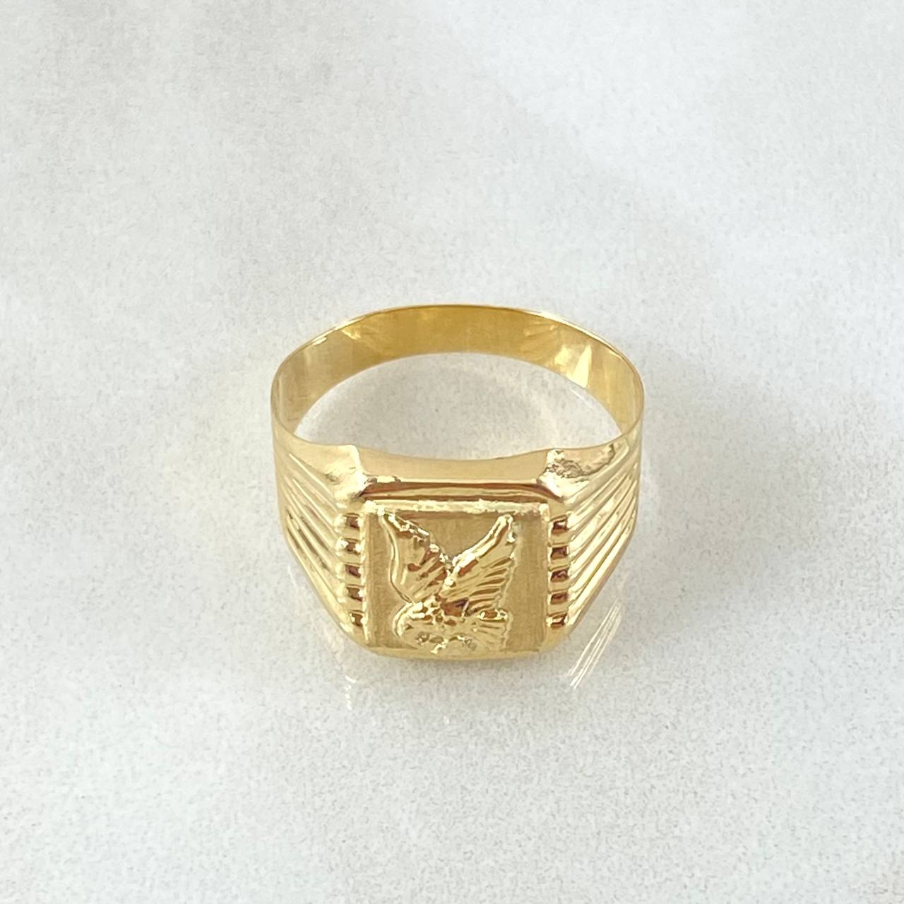 Anillo Sello Aguila 1.75gr / T5 3/4 / Oro Amarillo 18K