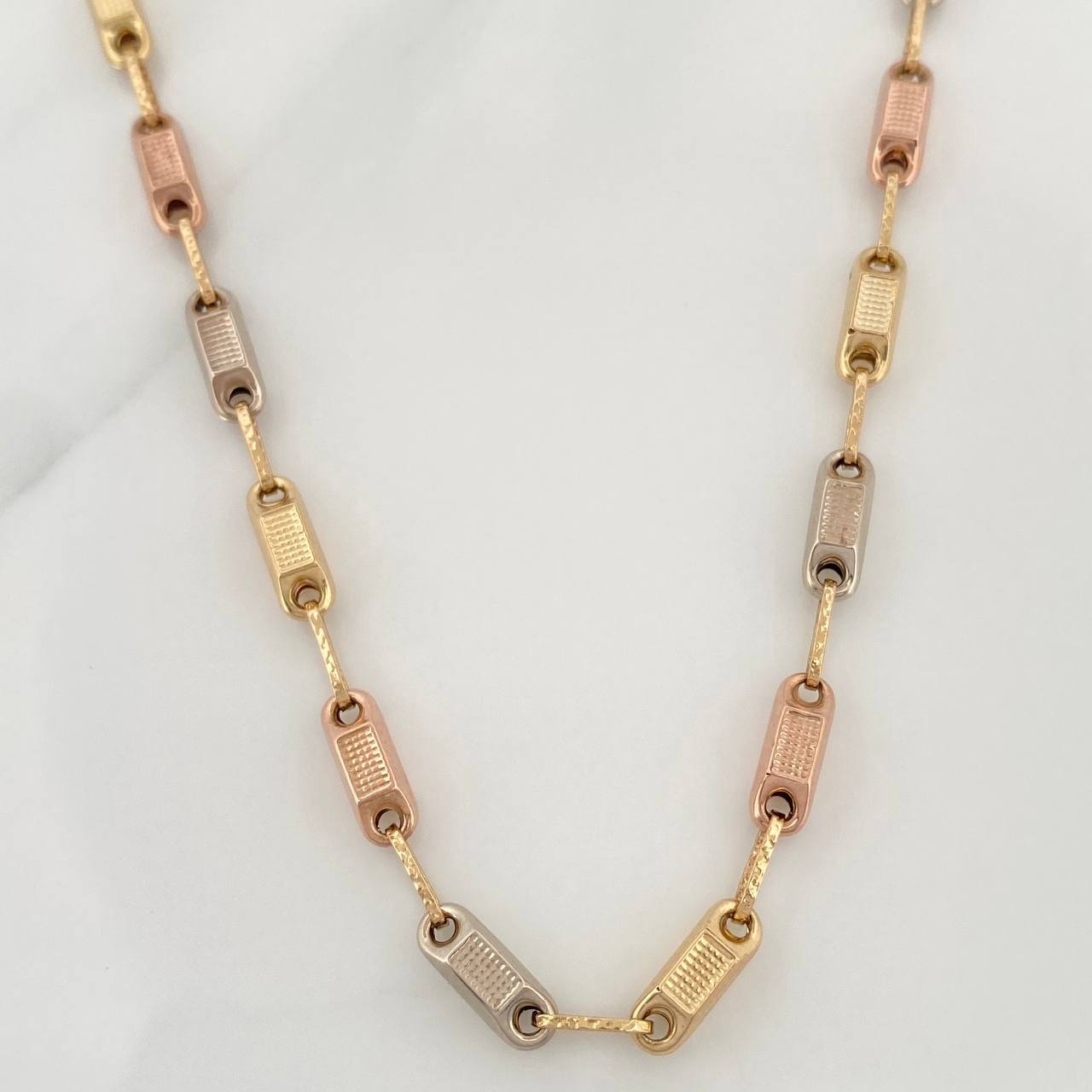 Cadena Rustica 11.6 g / 60.5 cm / 3.6 mm Tres Oros 18K