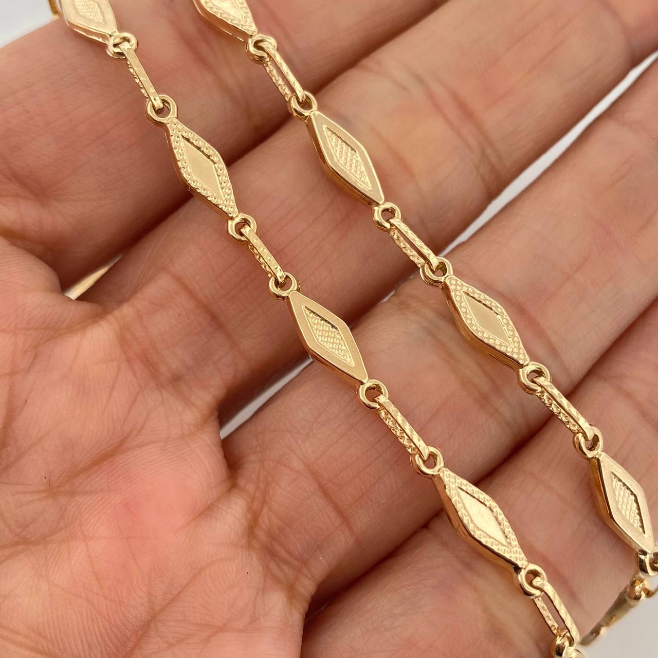 Cadena Rustica Rombos 8.5 g / 47 cm / 4.1 mm Oro Amarillo 18K