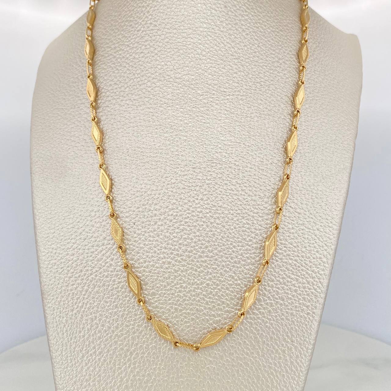 Cadena Rustica Rombos 8.5 g / 47 cm / 4.1 mm Oro Amarillo 18K