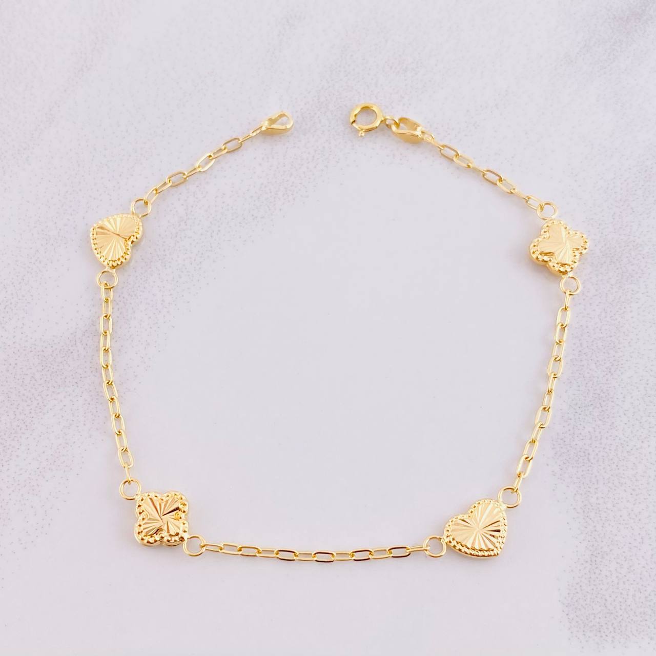 Pulso Aro Seguido Trébol y Corazón Diamantados 2.05g / 18cm / 1.65mm Oro Amarillo 18K