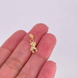 Dije Oso Mano Arriba 0.35g / 1.6cm Oro Amarillo 18K