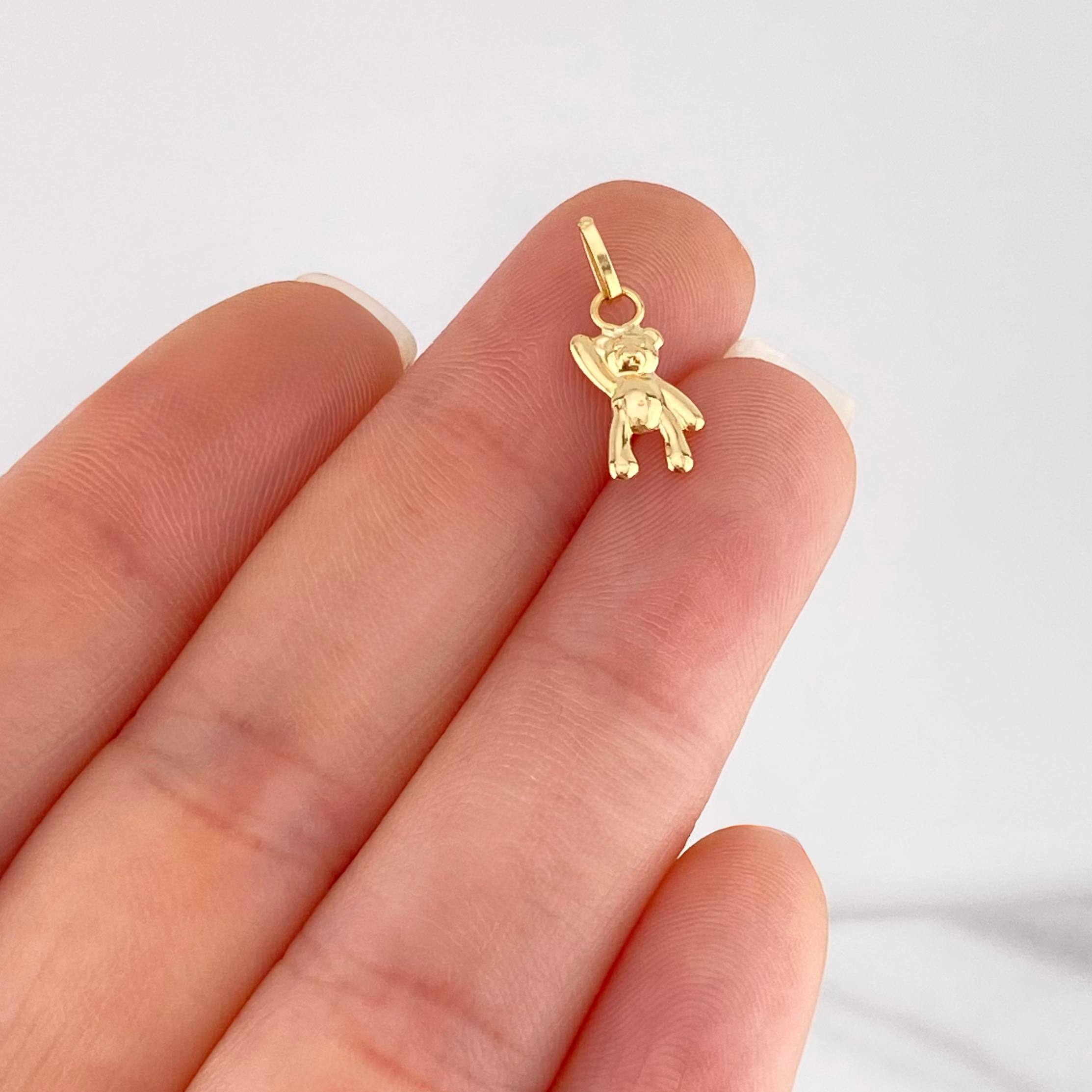 Dije Oso Mano Arriba 0.35g / 1.7cm Oro Amarillo 18K