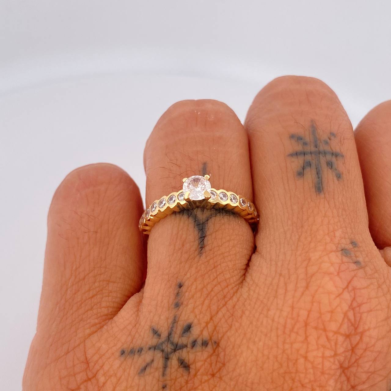 Anillo Solitario Burbujas 2.4gr / T7 / Oro 18K &
