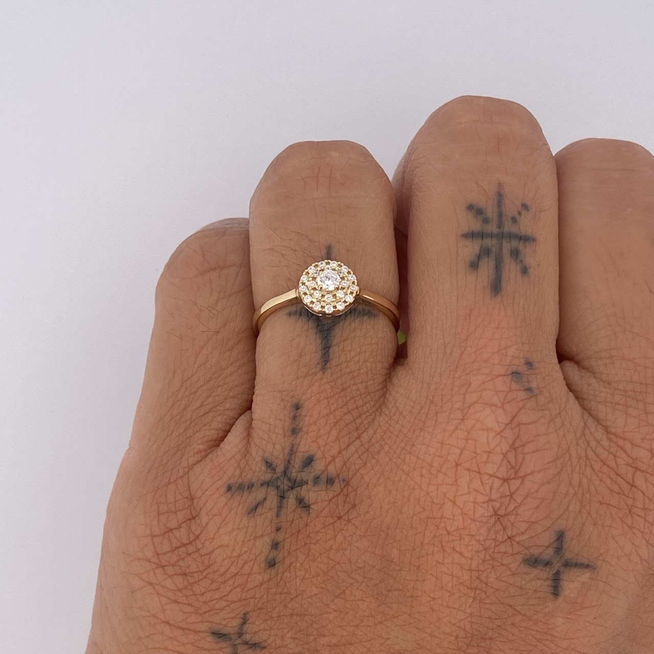 Anillo Circulo 2.05gr / T6 3/4 / Oro 18K &