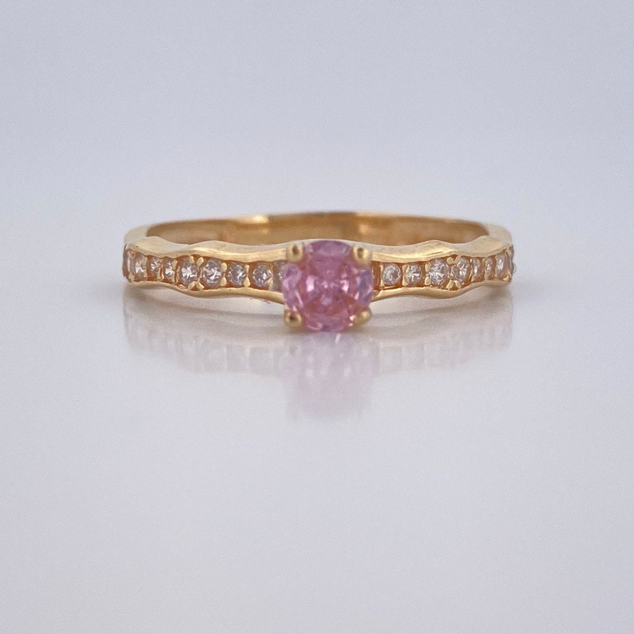 Anillo Solitario Churumbela 1.9gr / T6 3/4 / Oro 18K &