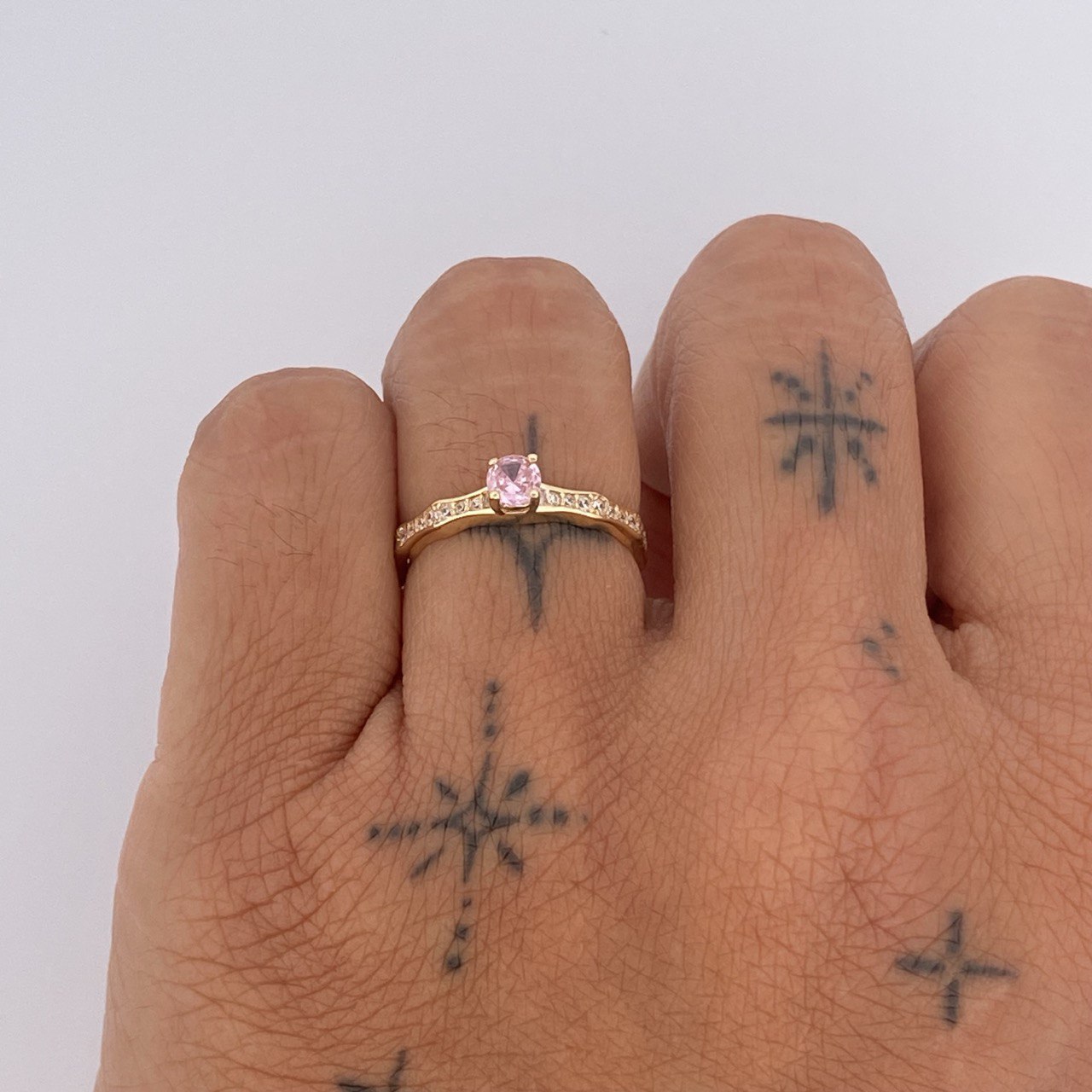 Anillo Solitario Churumbela 1.9gr / T6 3/4 / Oro 18K &