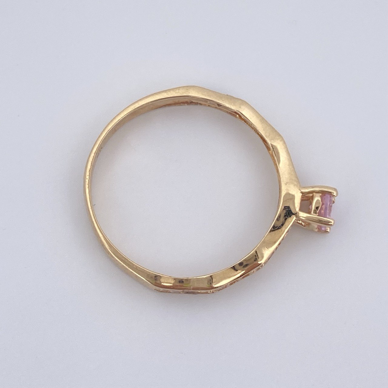 Anillo Solitario Churumbela 1.9gr / T6 3/4 / Oro 18K &