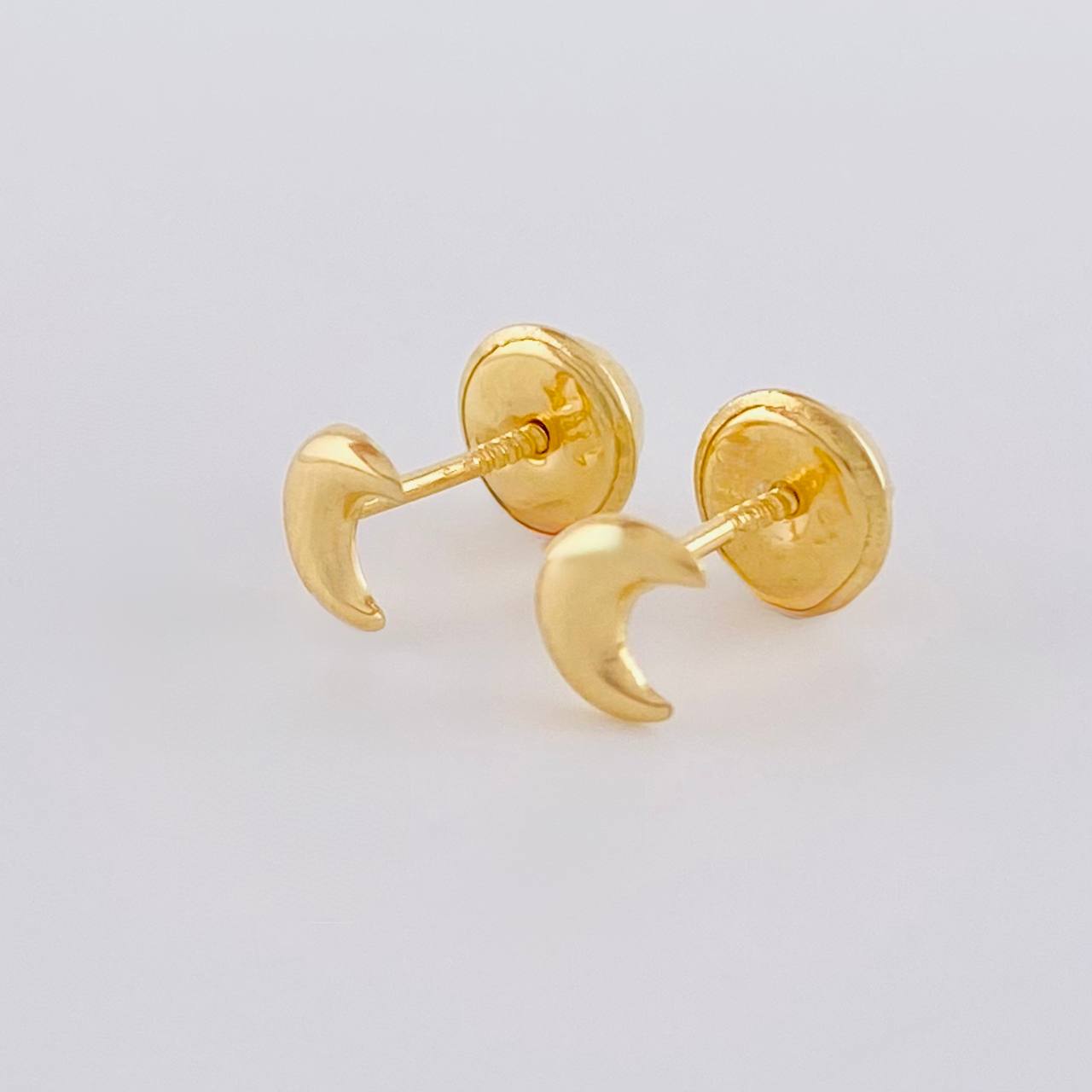 Topos Media Luna 0.45 g / 4.9 mm Oro Amarillo 18K