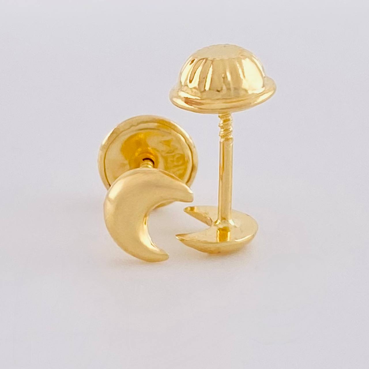 Topos Media Luna 0.45 g / 4.9 mm Oro Amarillo 18K