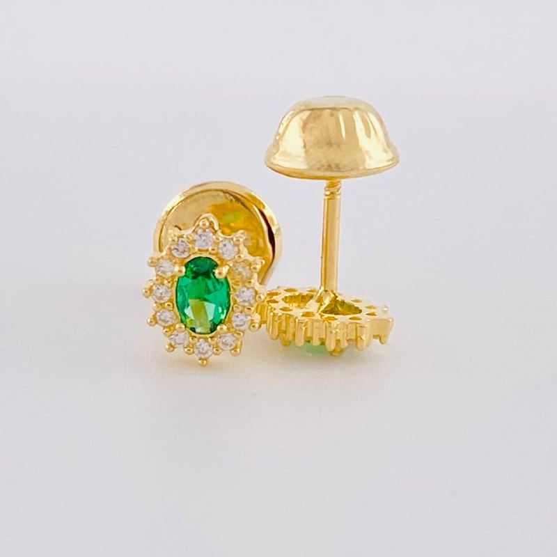 Topos Halo Ovalado 0.7 g / 6.1 mm Oro Amarillo 18K