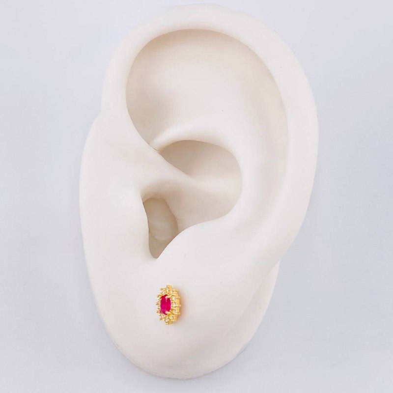 Topos Halo Ovalado 0.7 g / 6 mm Oro Amarillo 18K