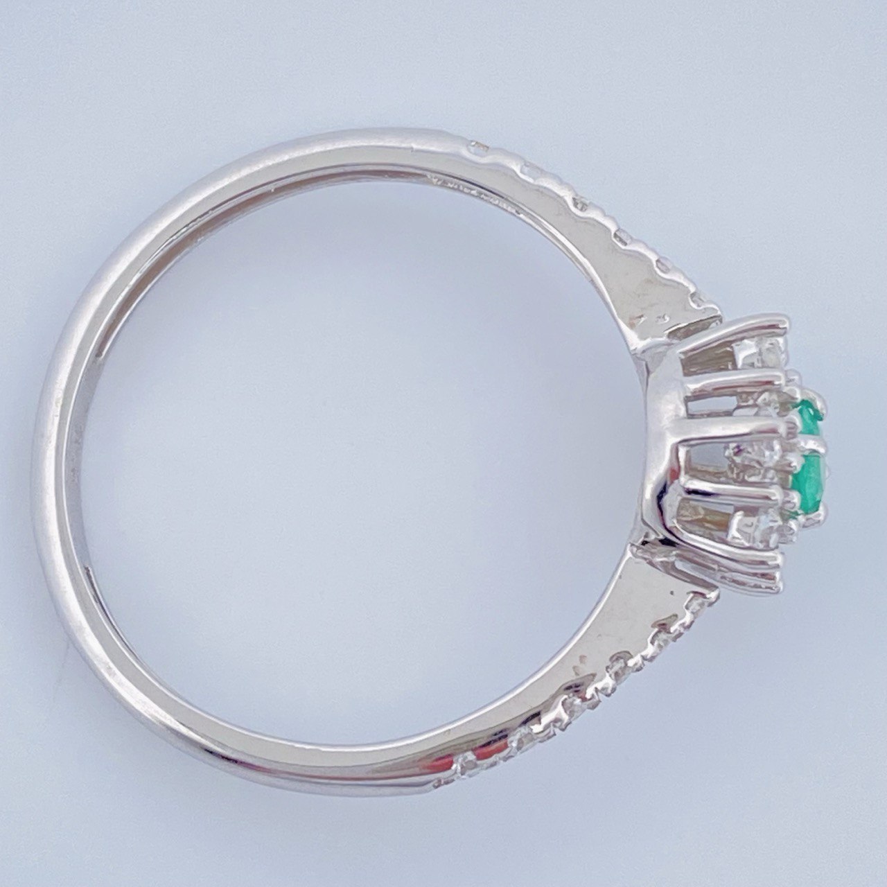 Anillo Flor de Luz 1.65gr / T7 / Ley 950 +
