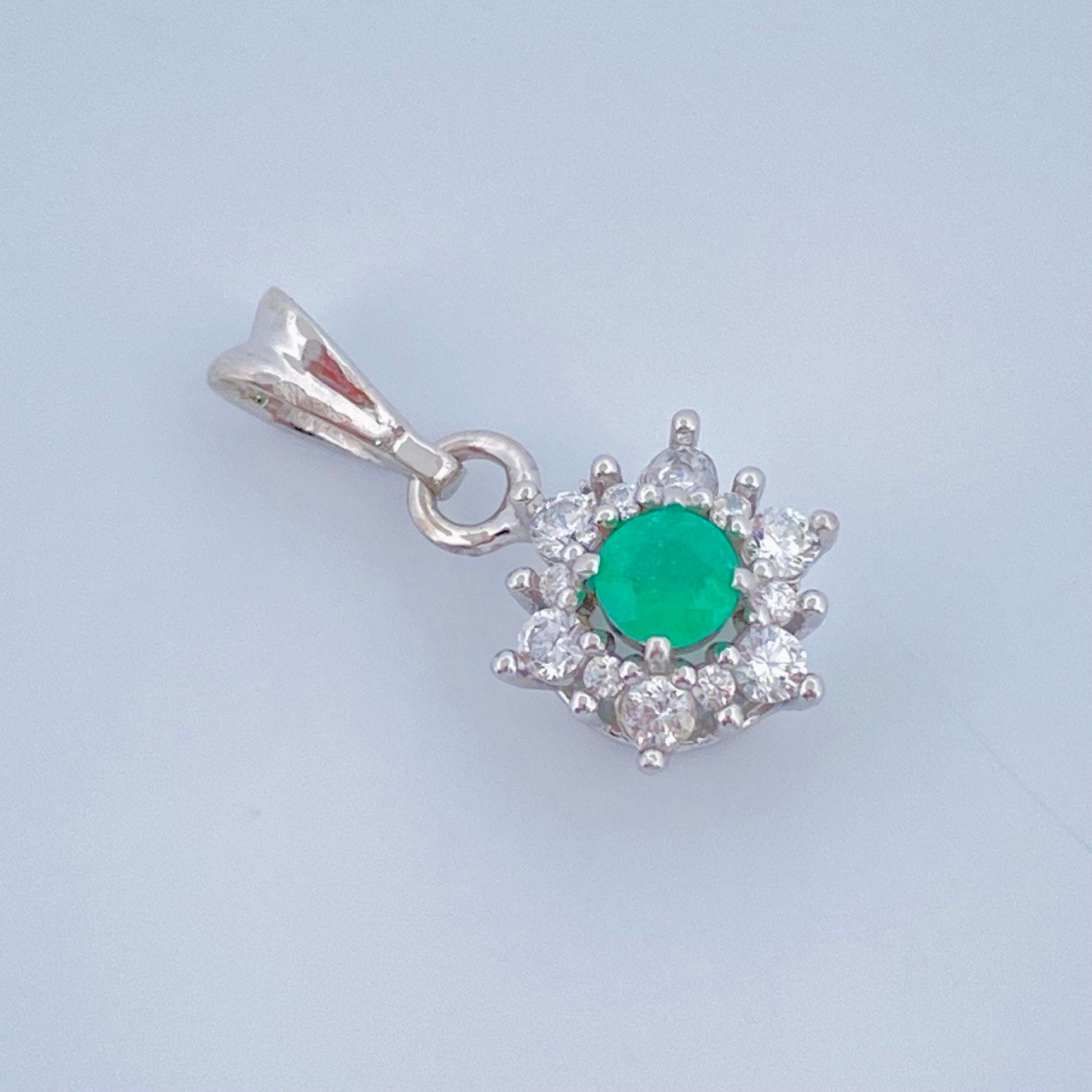 Dije Resplandor 0.8gr / 1.7cm /  Plata Ley 950 +