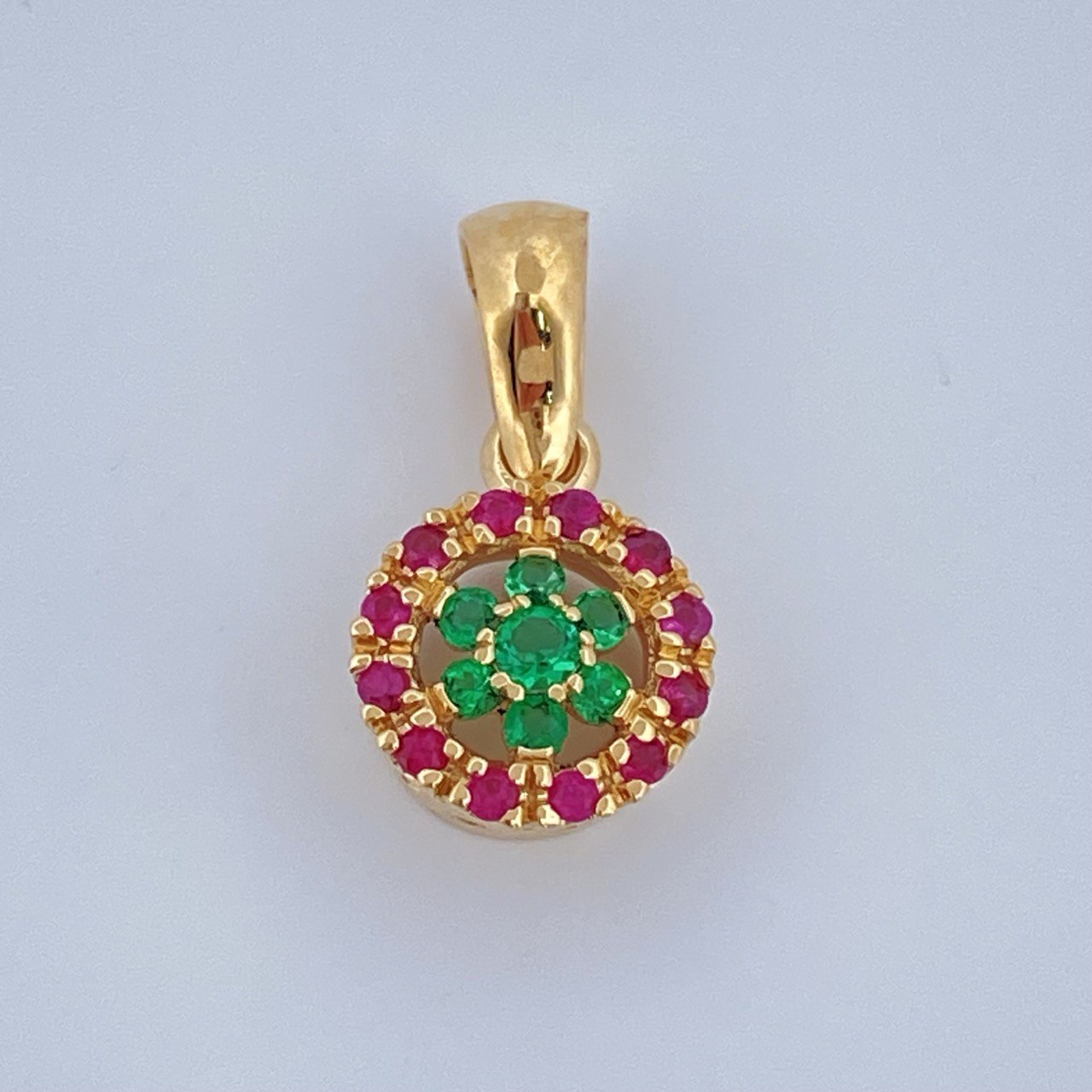 Dije Jardin Real 1.2gr / 1.5cm / Oro Amarillo 18K +