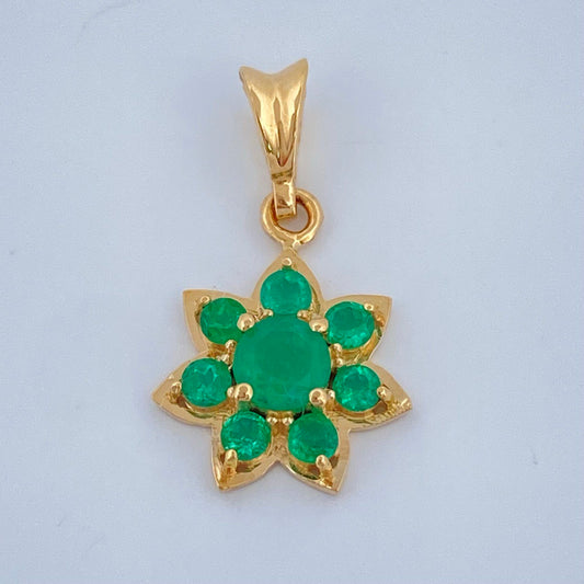 Dije Joya Flor 1.05gr / 1.9cm / Oro Amarillo 18K +