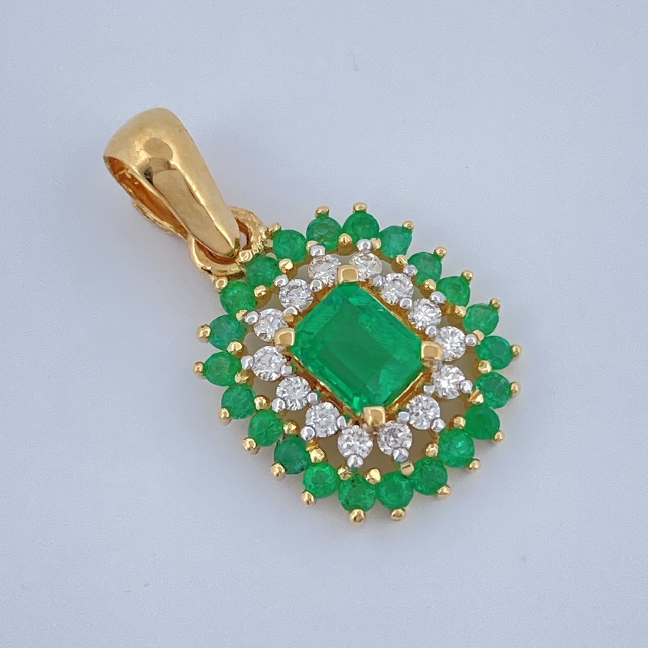 Dije Joya Encanto Moderno 1.5gr / 1.8cm / Oro Amarillo 18K +