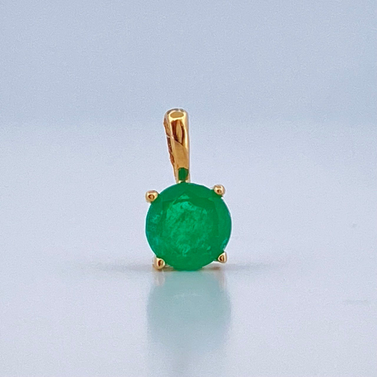 Dije Joya Redondo 0.35gr / 1cm / Oro Amarillo 18K %