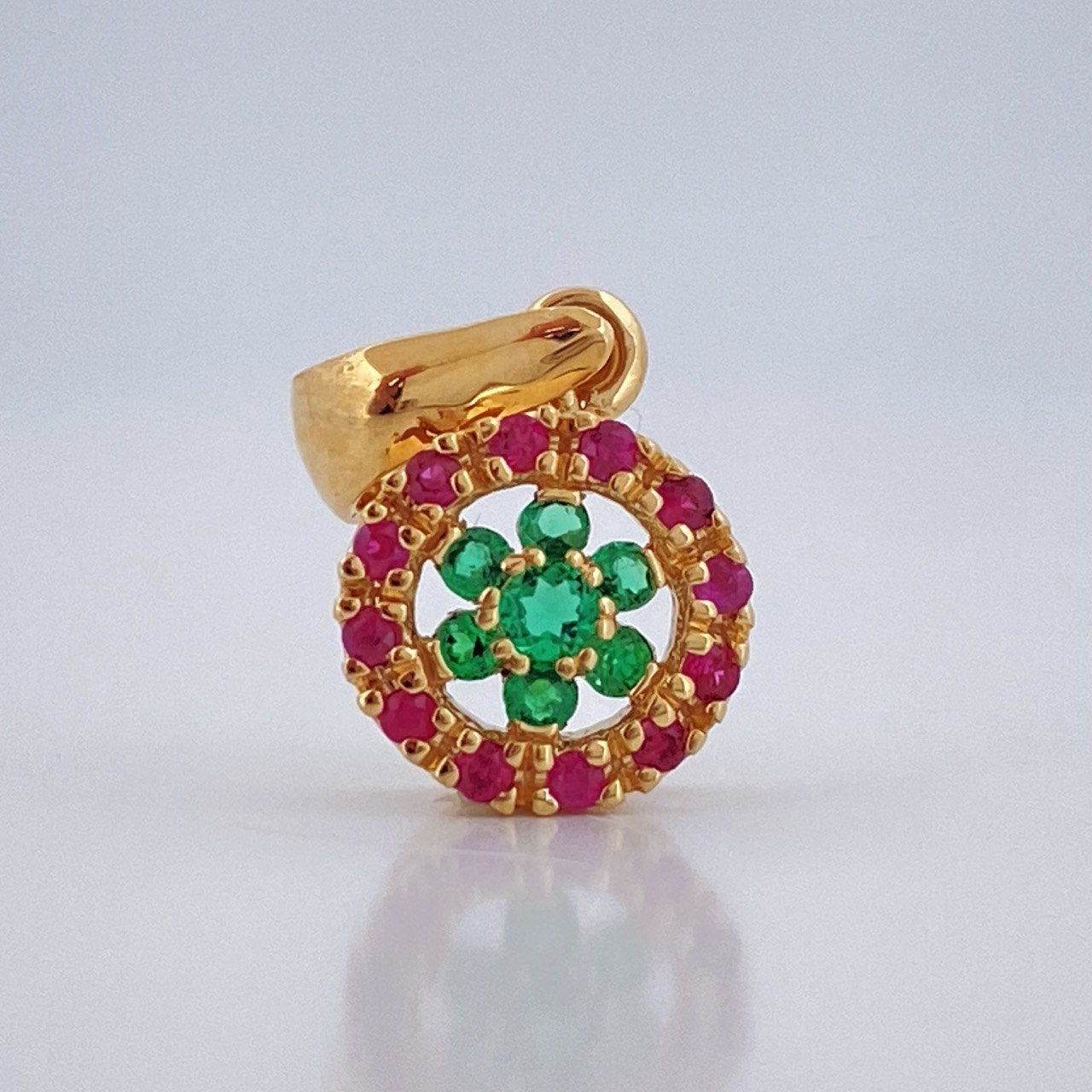 Dije Jardin Real 1.2gr / 1.5cm / Oro Amarillo 18K +