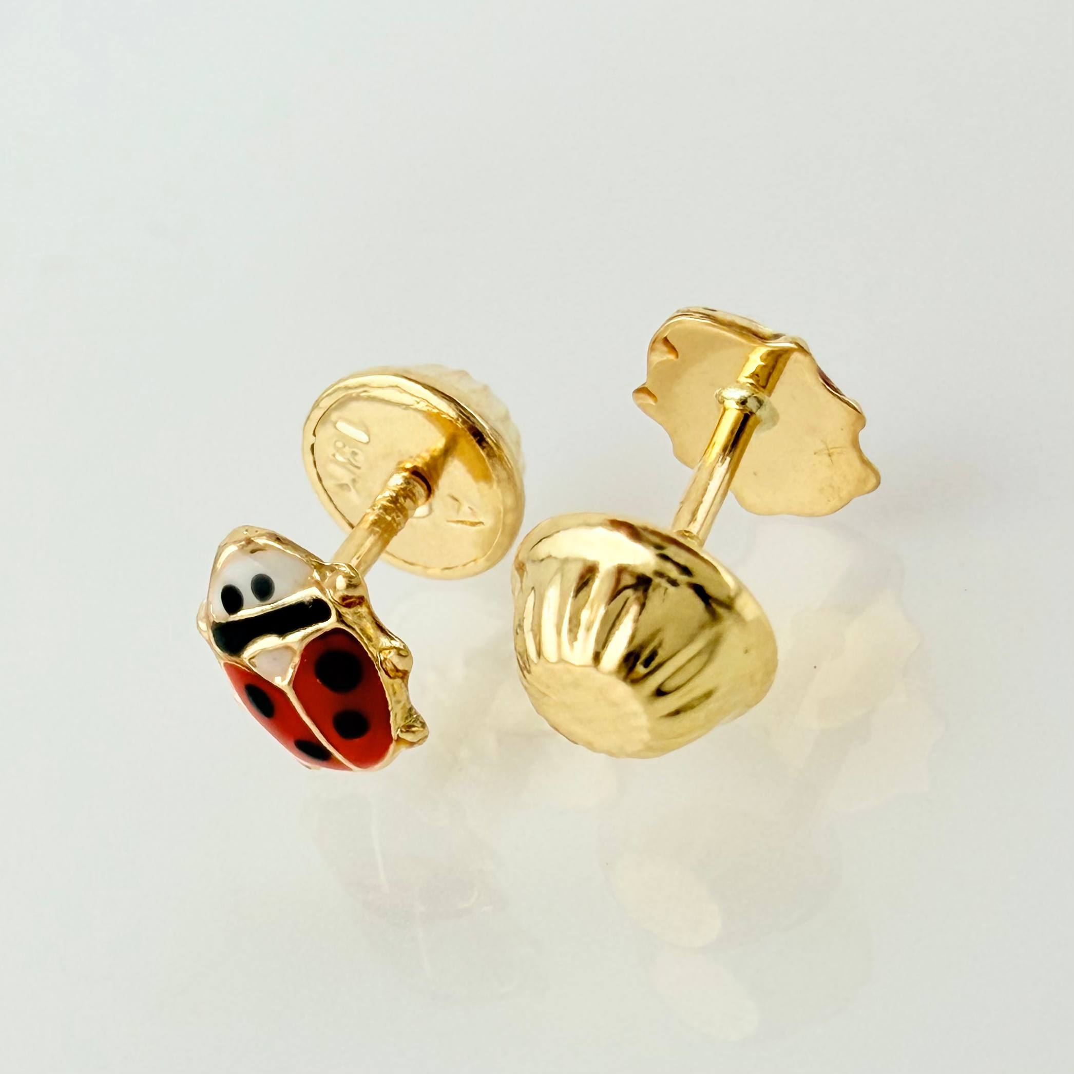 Topos Mariquita 0.55gr / 6mm Oro Amarillo 18K *