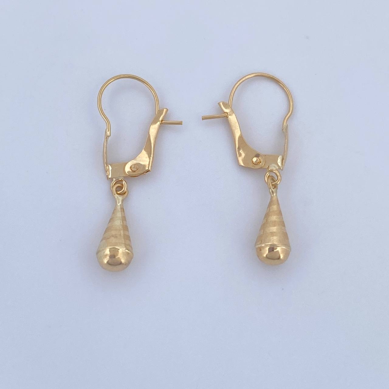 Candongas Lagrima 0.55gr / 2.3cm / Oro 18K &