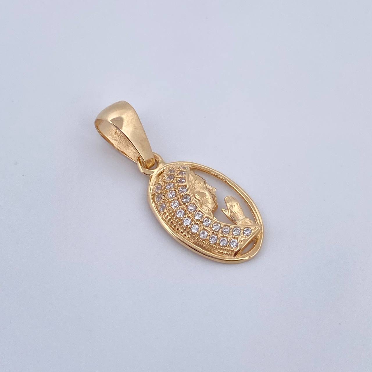 Dije Virgen Maria 1.35gr / 2.6cm / Oro 18K &