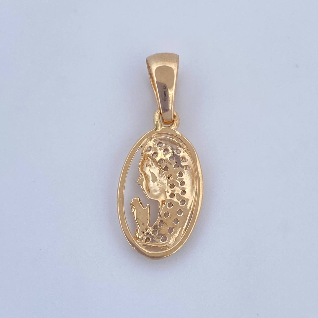 Dije Virgen Maria 1.35gr / 2.6cm / Oro 18K &