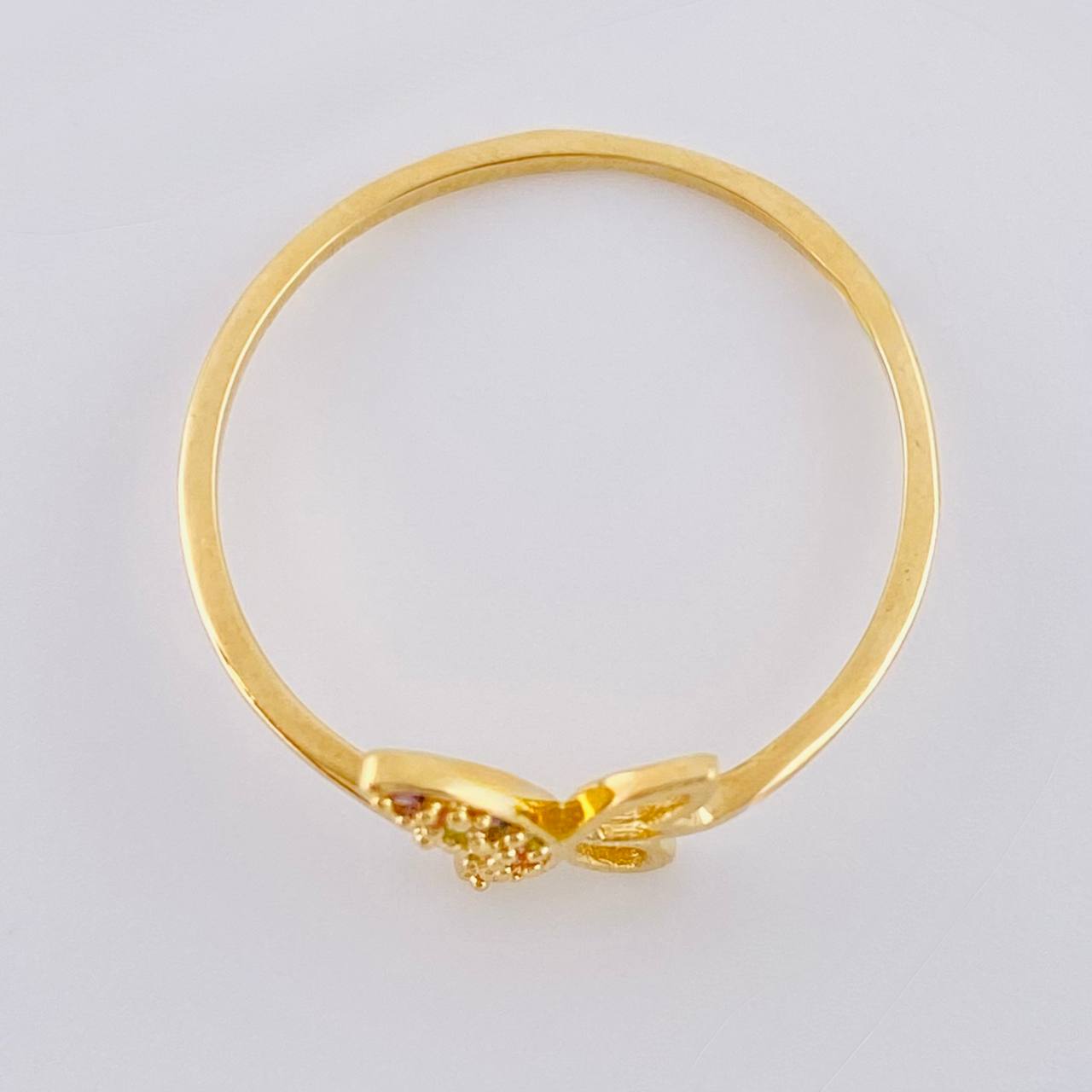Anillo Silueta Mariposa 1.1 g / T7 Oro Amarillo 18K