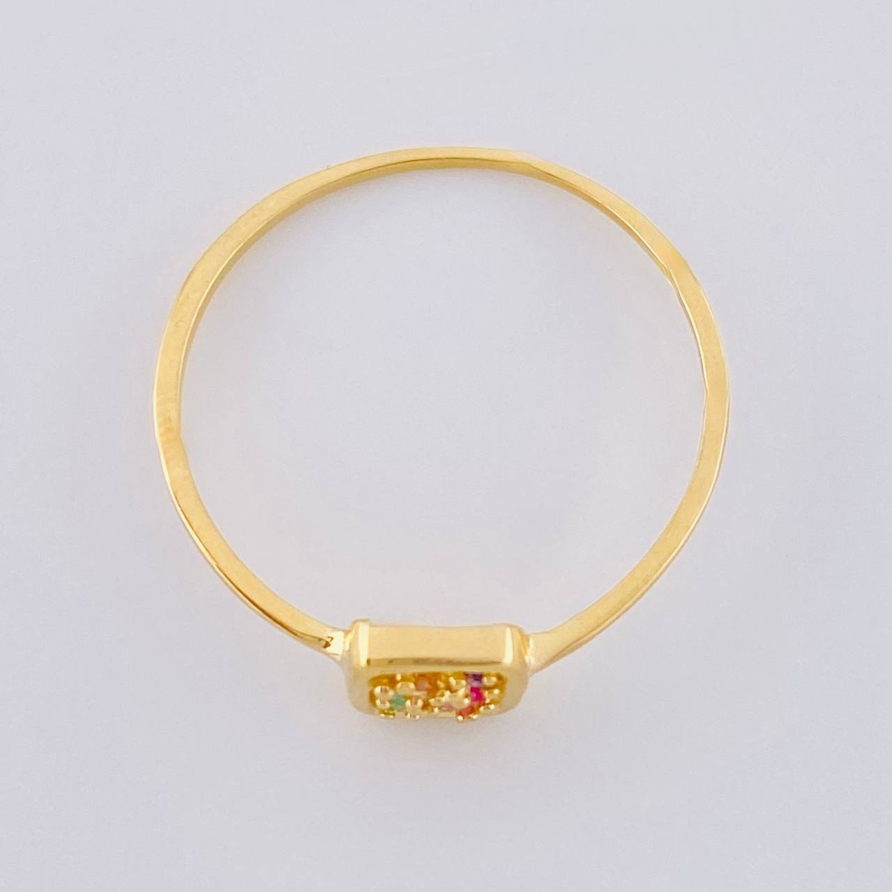 Anillo Recuadro Triqui 0.9 g / T7 1/2 Oro Amarillo 18K