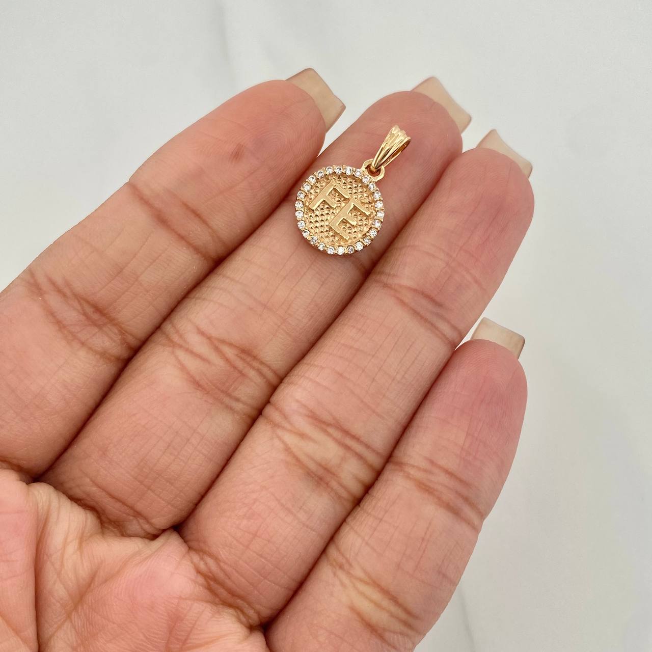 Dije Fe 1.45 g / 2 cm Oro Amarillo 18K