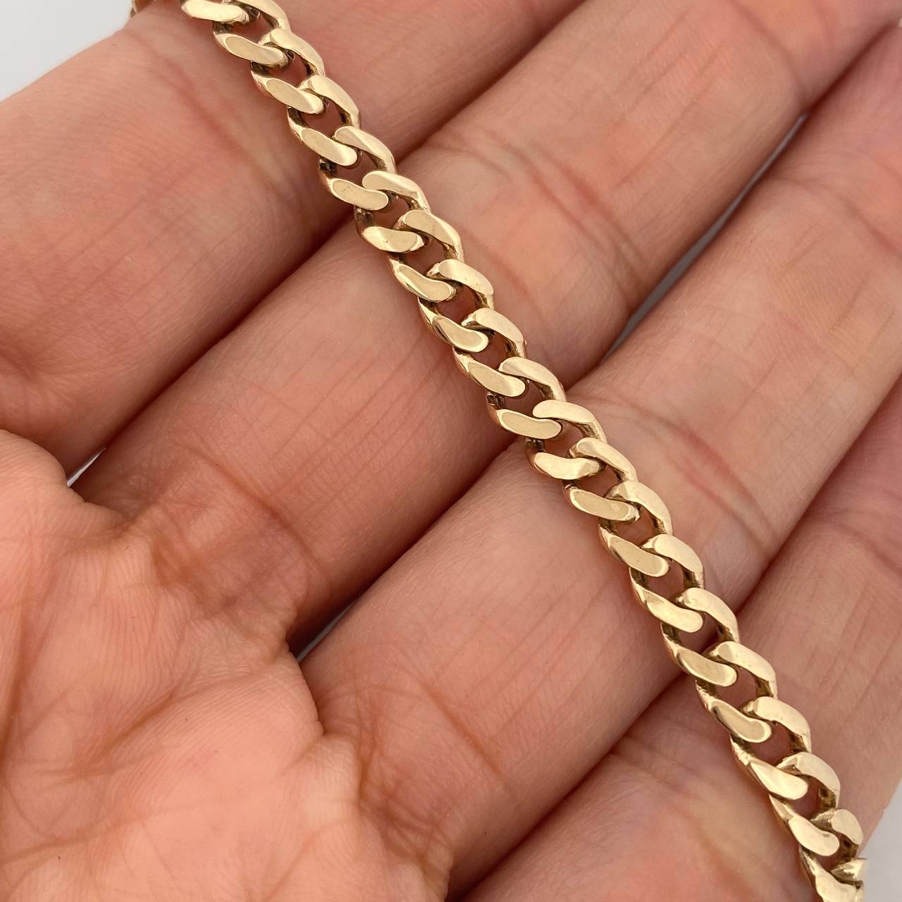 Pulso Cubano 5.05 g / 20.2 cm / 4.8 mm Oro Amarillo 18K