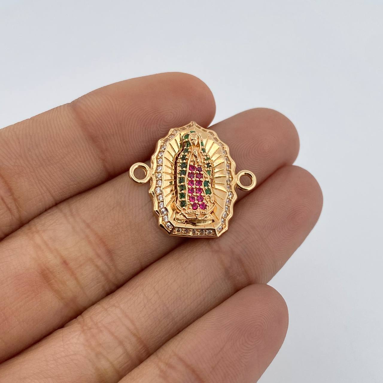 Herraje Virgen de Guadalupe 3gr / 2cm / Circones Fucsias Verdes Blancos Oro Amarillo 18K $