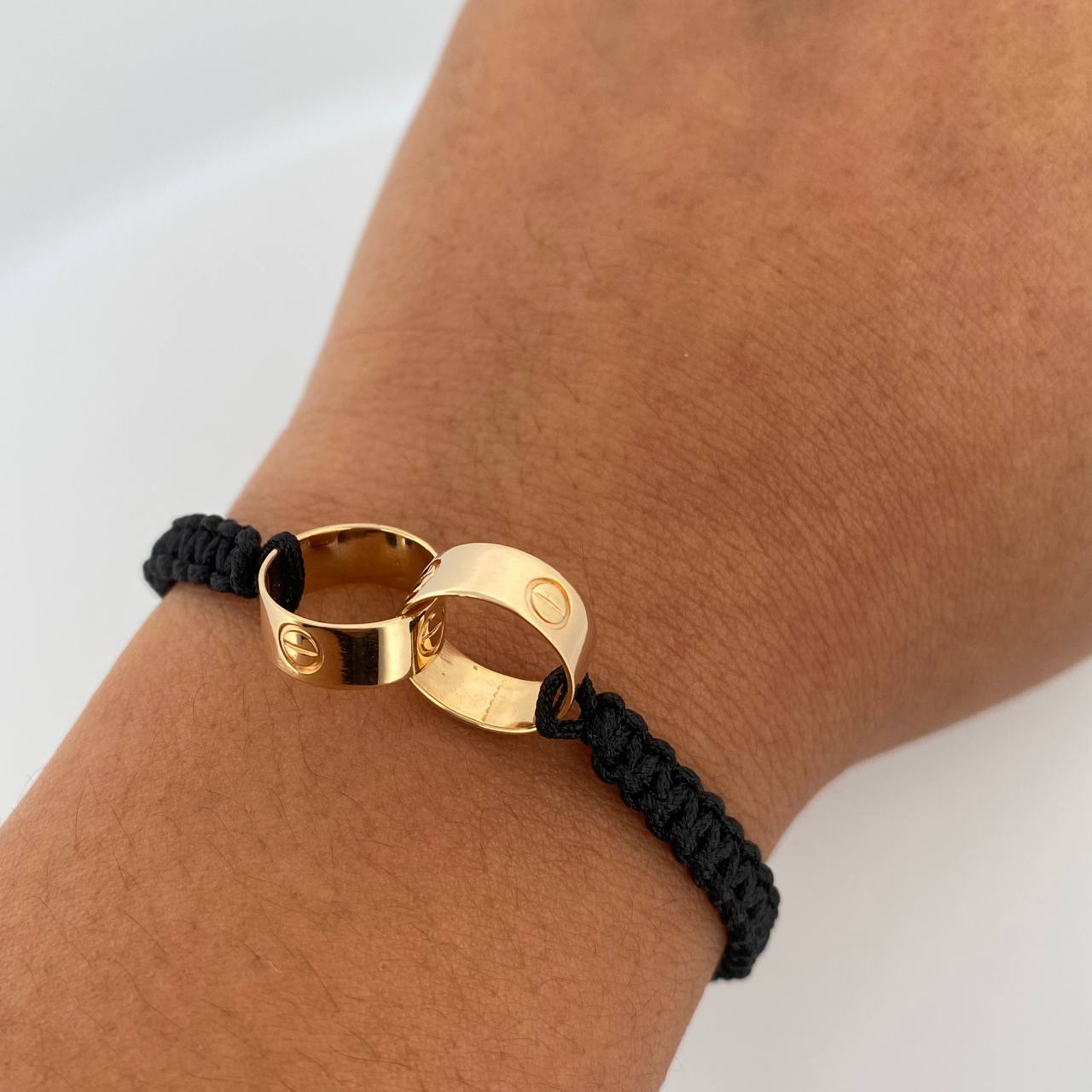Pulsera Negra Tornillo 2.95gr /Oro Amarillo &