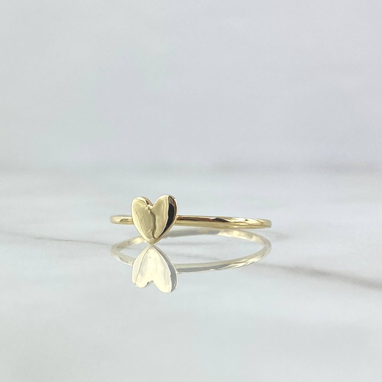 Anillo Corazon 0.9gr / T7 3/4 / Liso Oro Amarillo 18K