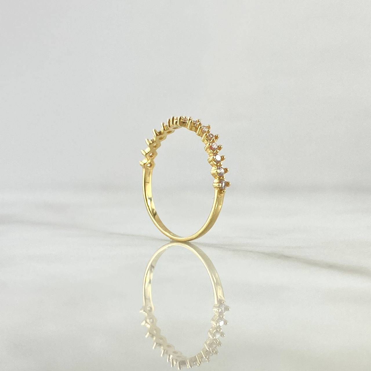 Anillo Media Churumbela Curvo 1.25gr / T6 3/4 / Circones Blancos Oro Amarillo 18K