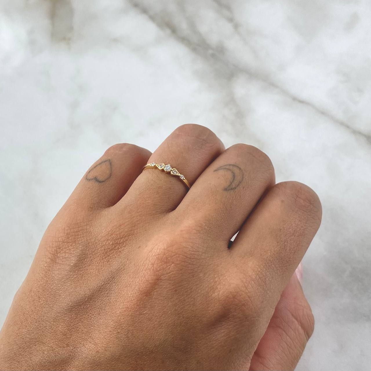 Anillo Geometrico 1.1gr / T7 1/2 / Circones Blancos Oro Amarillo 18K