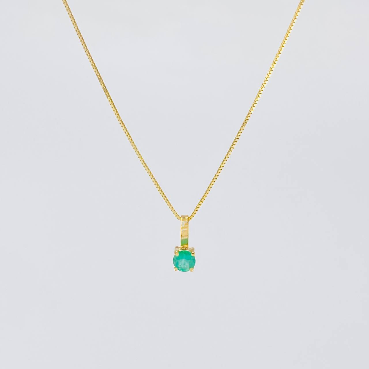 Set Cadena Veneciana + Dije Sencillo Redondo Esmeralda 10 Pts / 1.05 g / 45 cm Oro Amarillo 18K