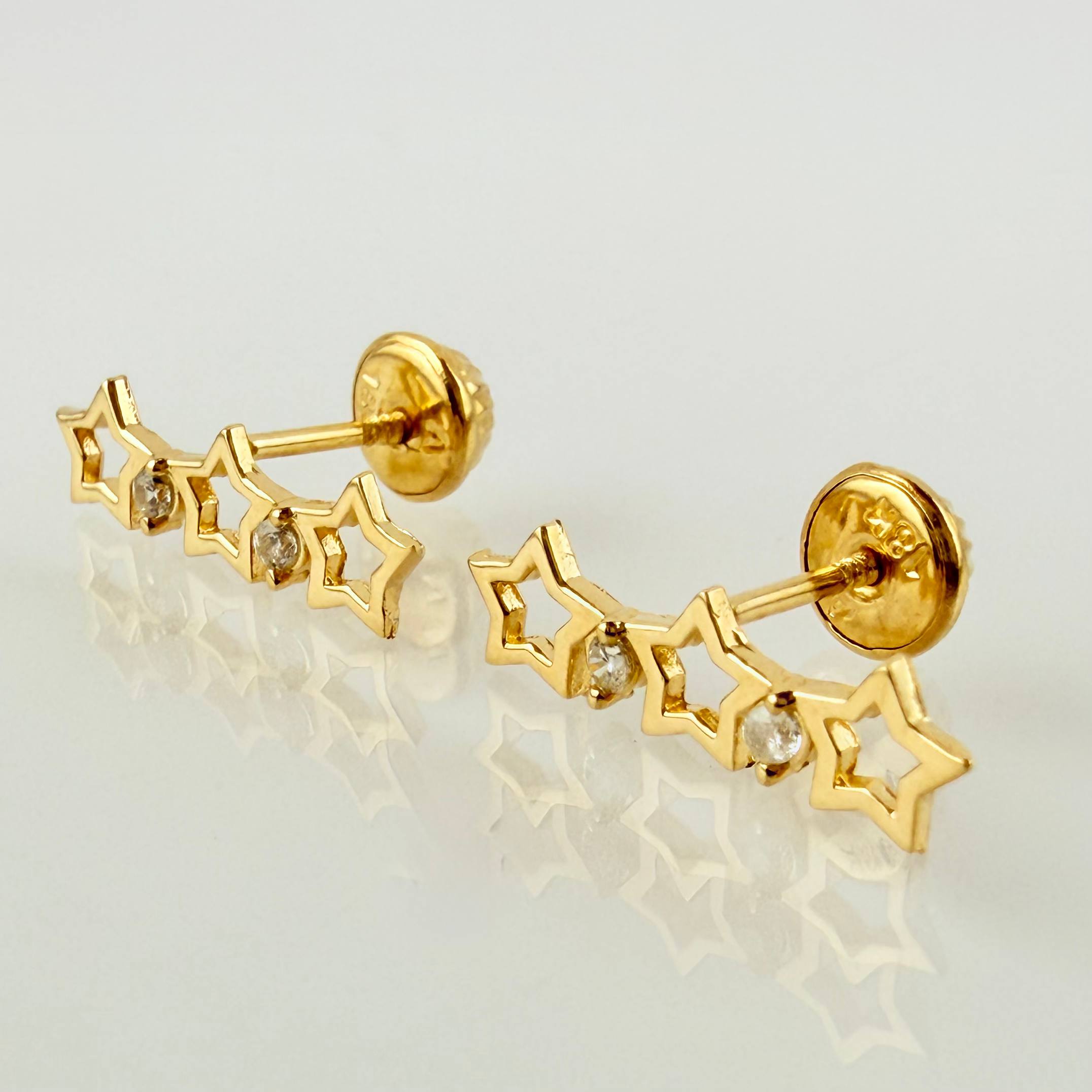 Topos Trío Estrellas 1.15gr / 1.6cm / Oro Amarillo 18K