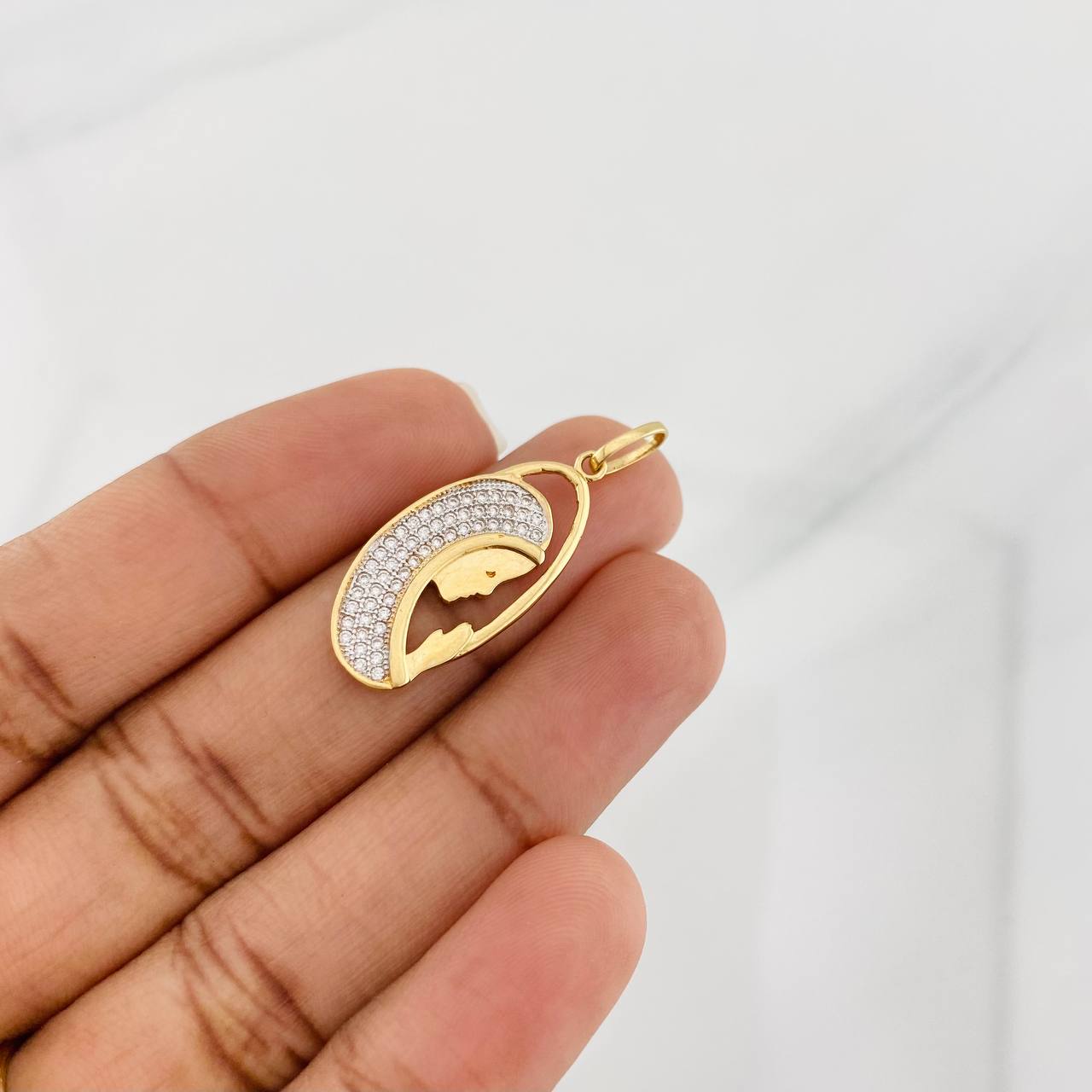 Dije Rostro Virgen Maria 2.6g / 3.5cm Dos Oros Amarillo Blanco 18K