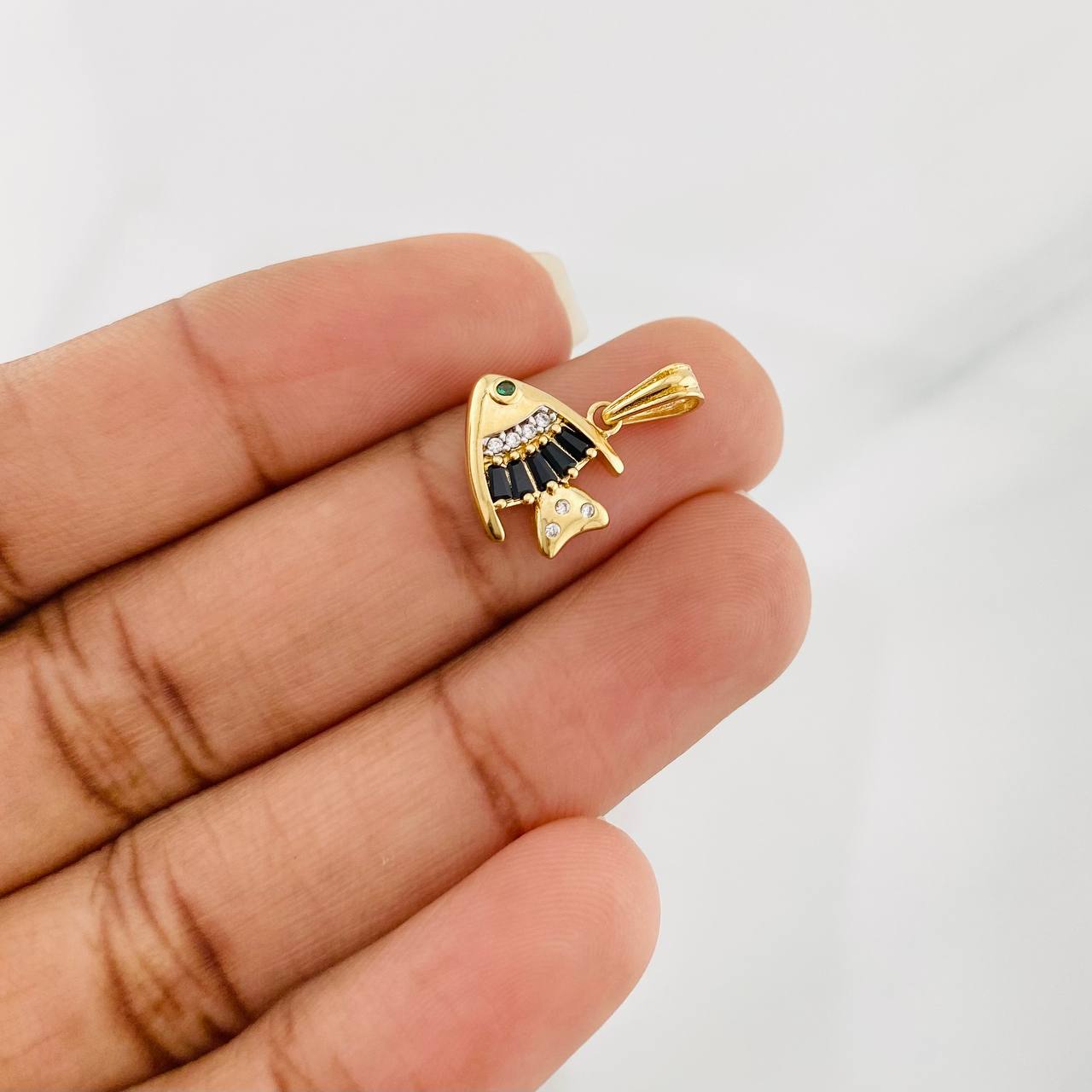 Dije Pez 1.3g / 2cm Oro Amarillo 18K